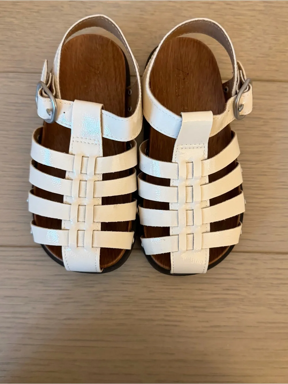 NEVER WORN! Zara Kids Cream Strappy Fisherman Sandals